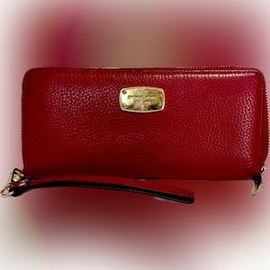 Micheal kors women wallet